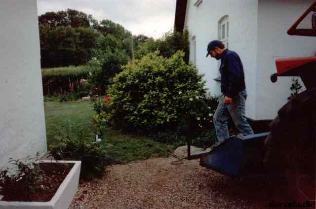 * Image 18