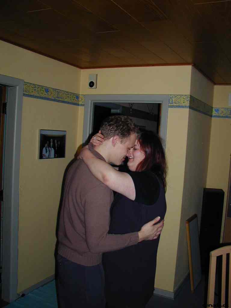 * Image 32