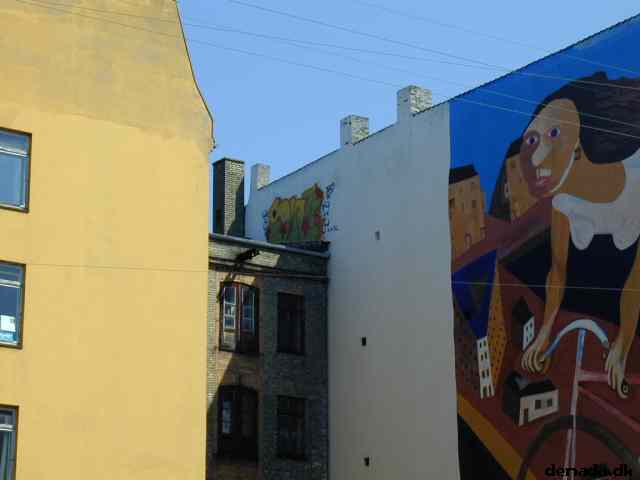 * Image 28