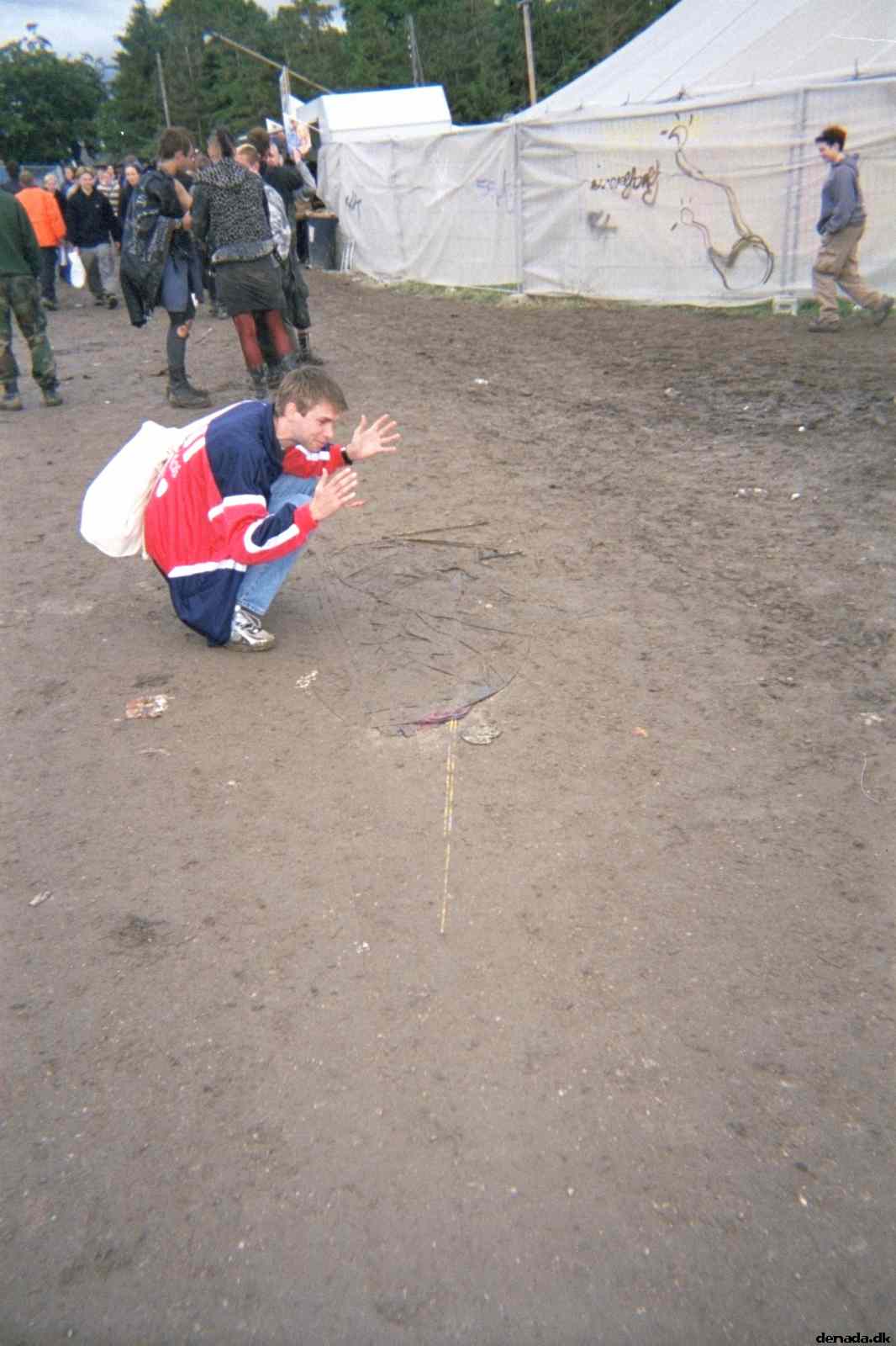 * Image 23