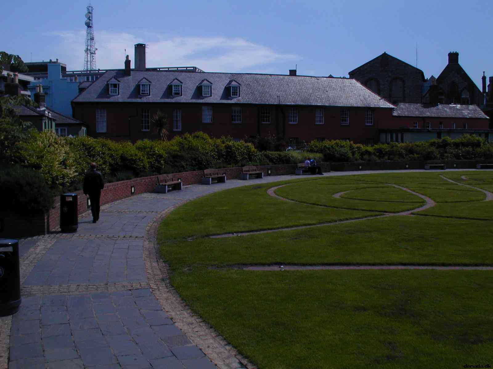 * Image 9