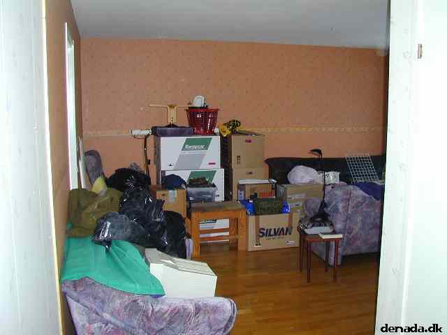* Image 32