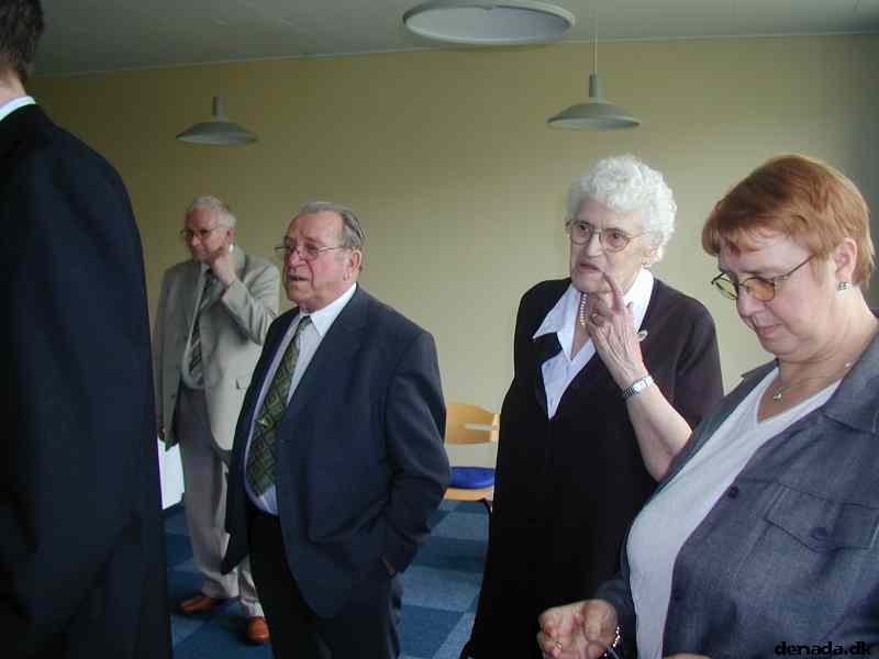 * Image 9