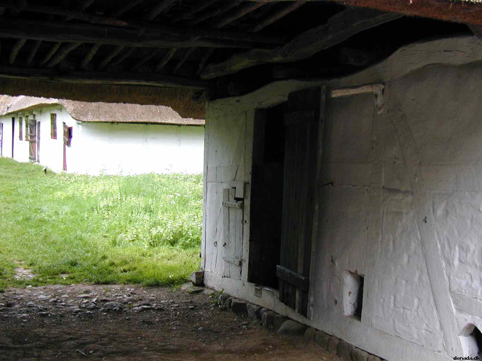 * Image 9