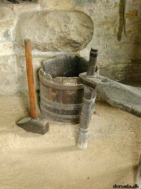 * Image 19