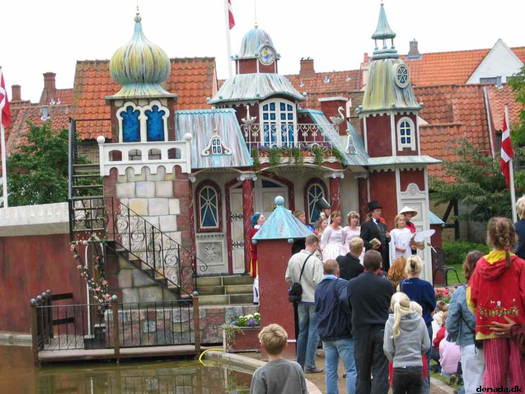 * Image 12