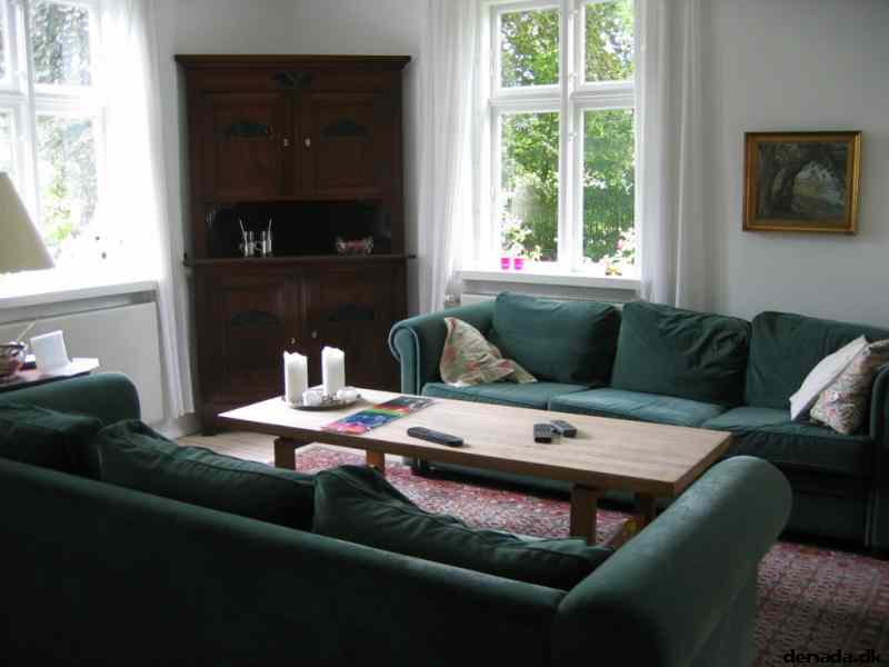 * Image 4