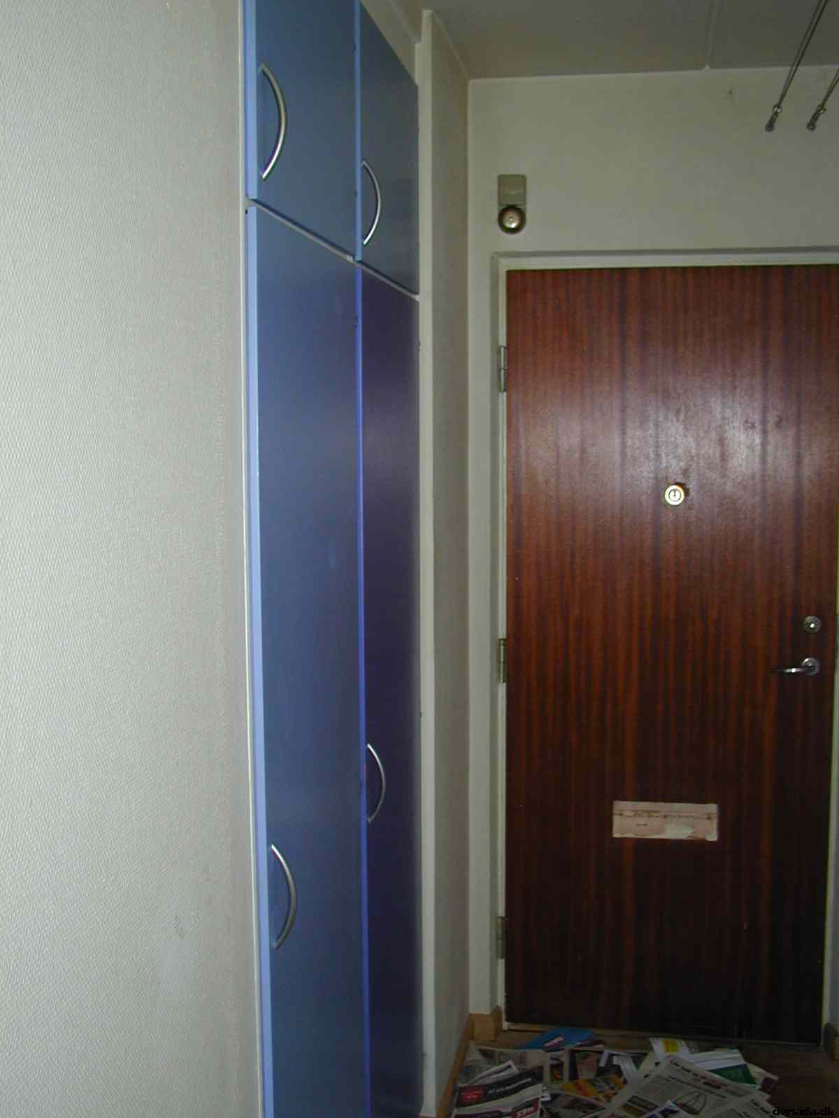 * Image 9