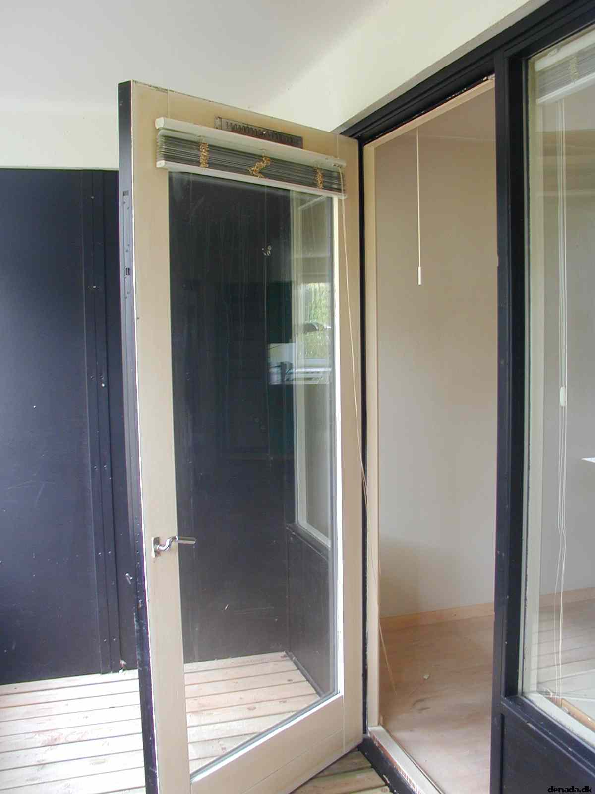* Image 19