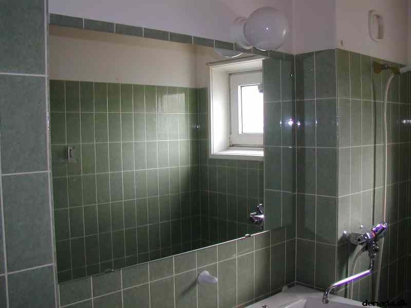 * Image 10