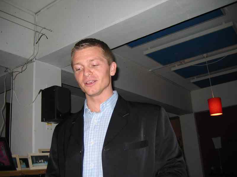 * Image 32