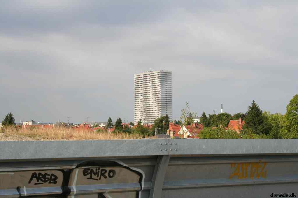 * Image 10