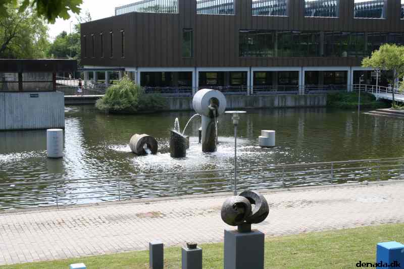 * Image 18