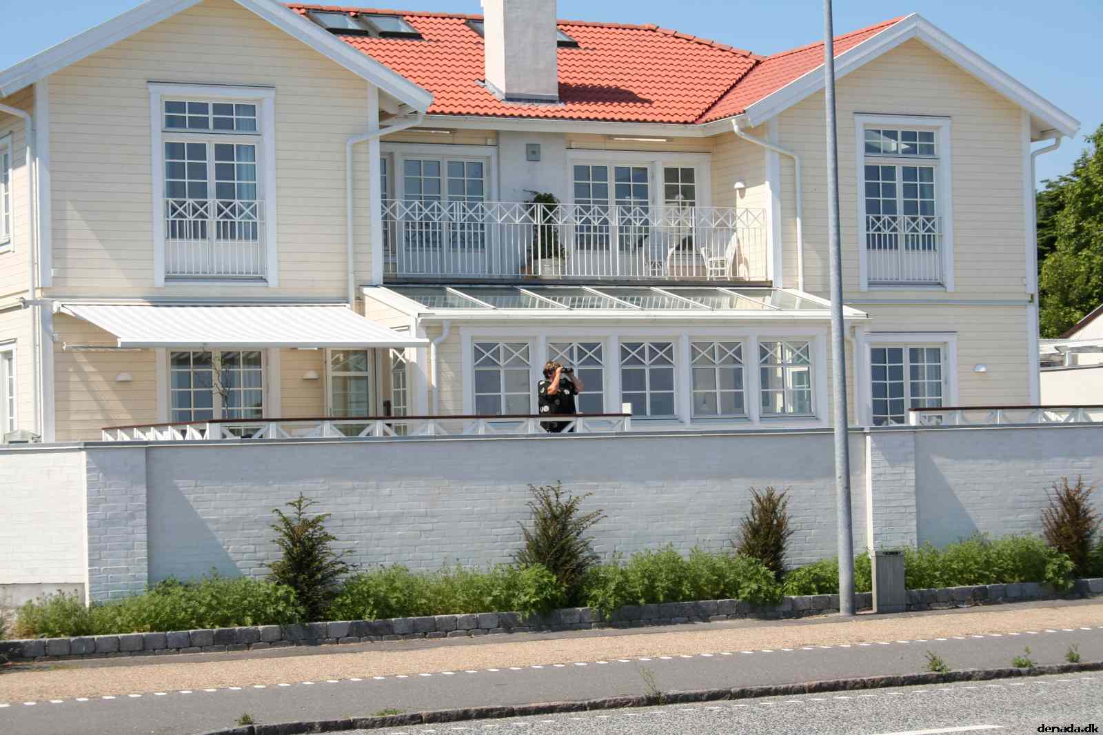 * Image 7