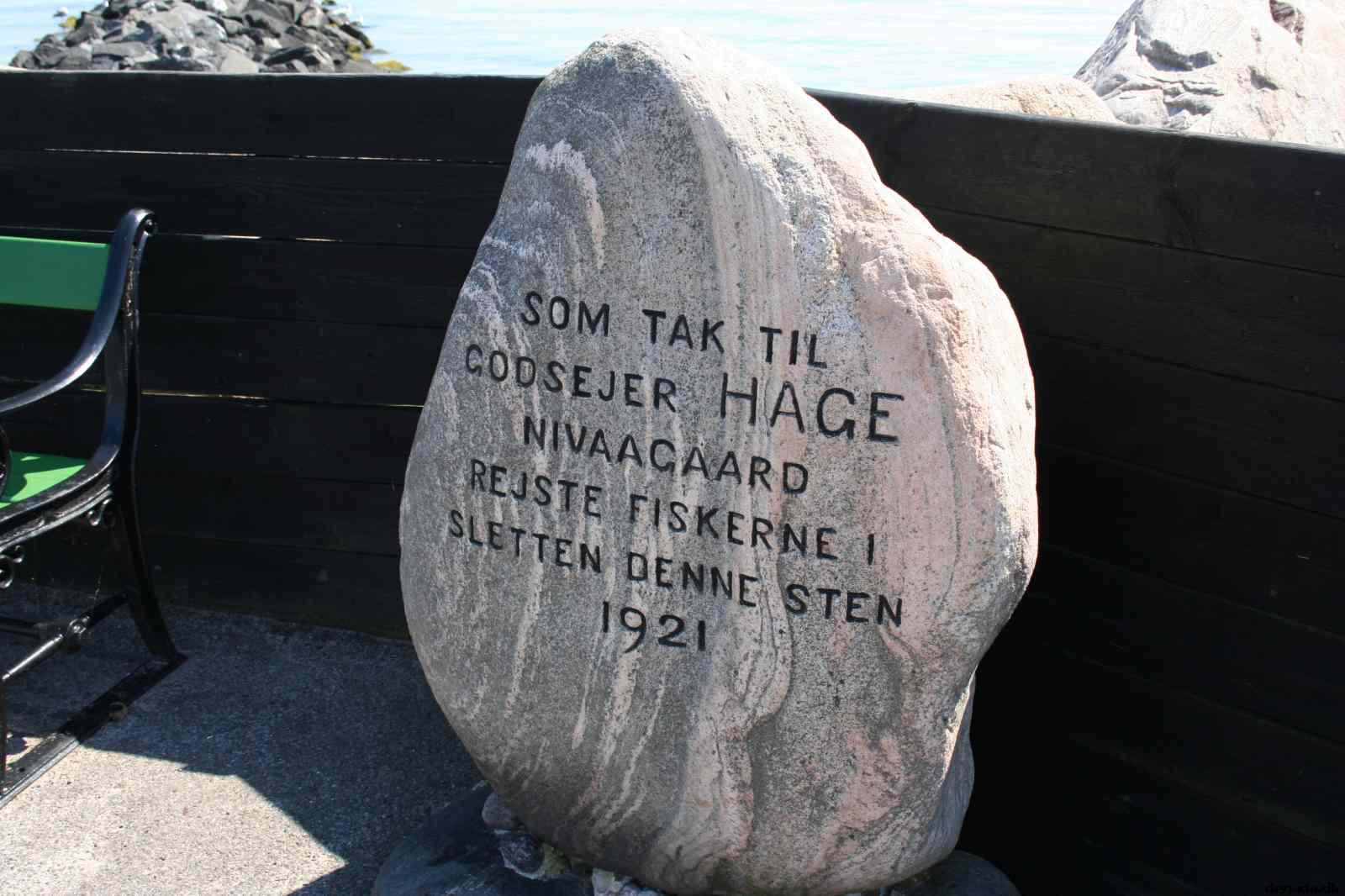 * Image 30
