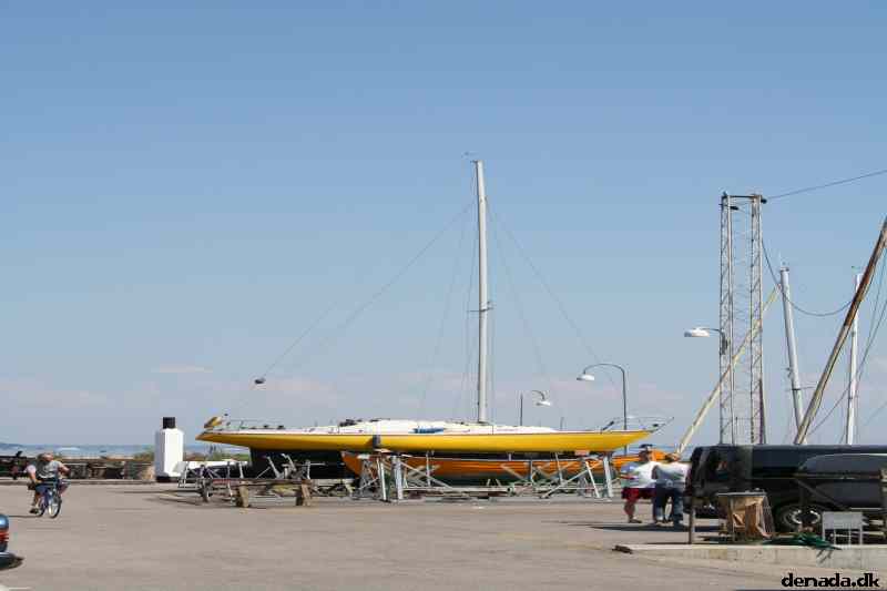 * Image 25