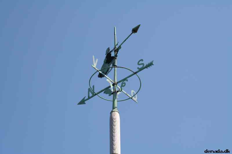 * Image 32