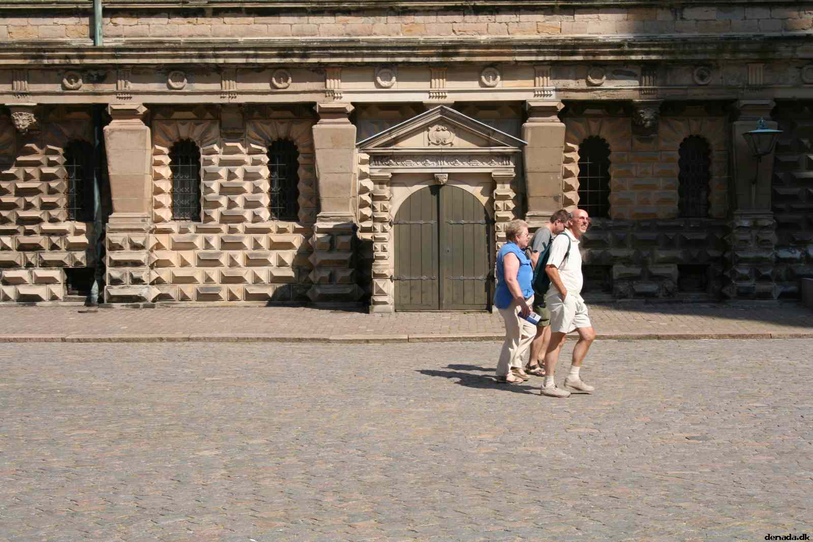 * Image 23