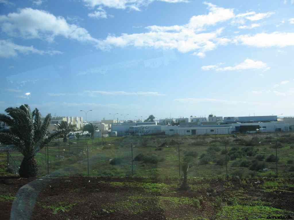 * Image 32