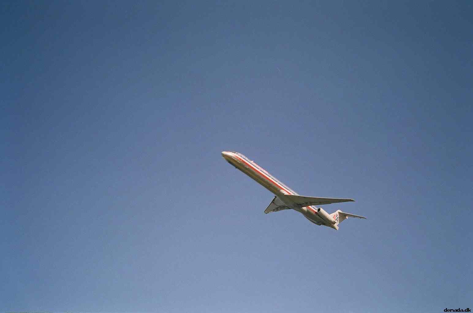 * Image 23
