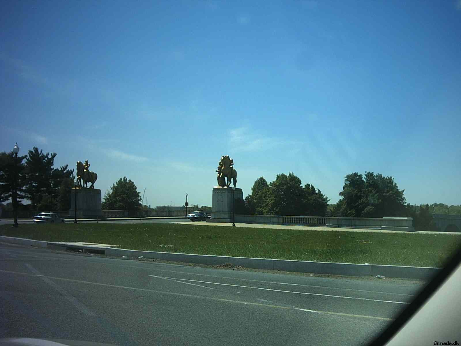 * Image 25