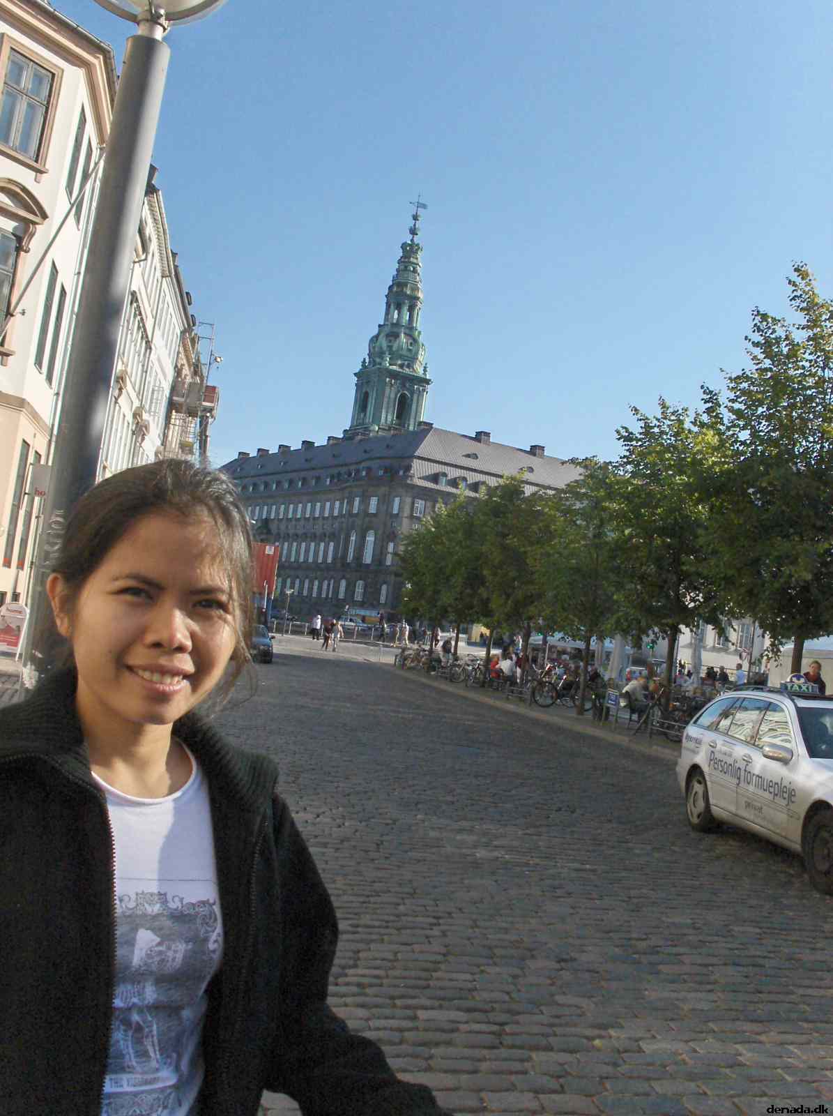 * Image 25
