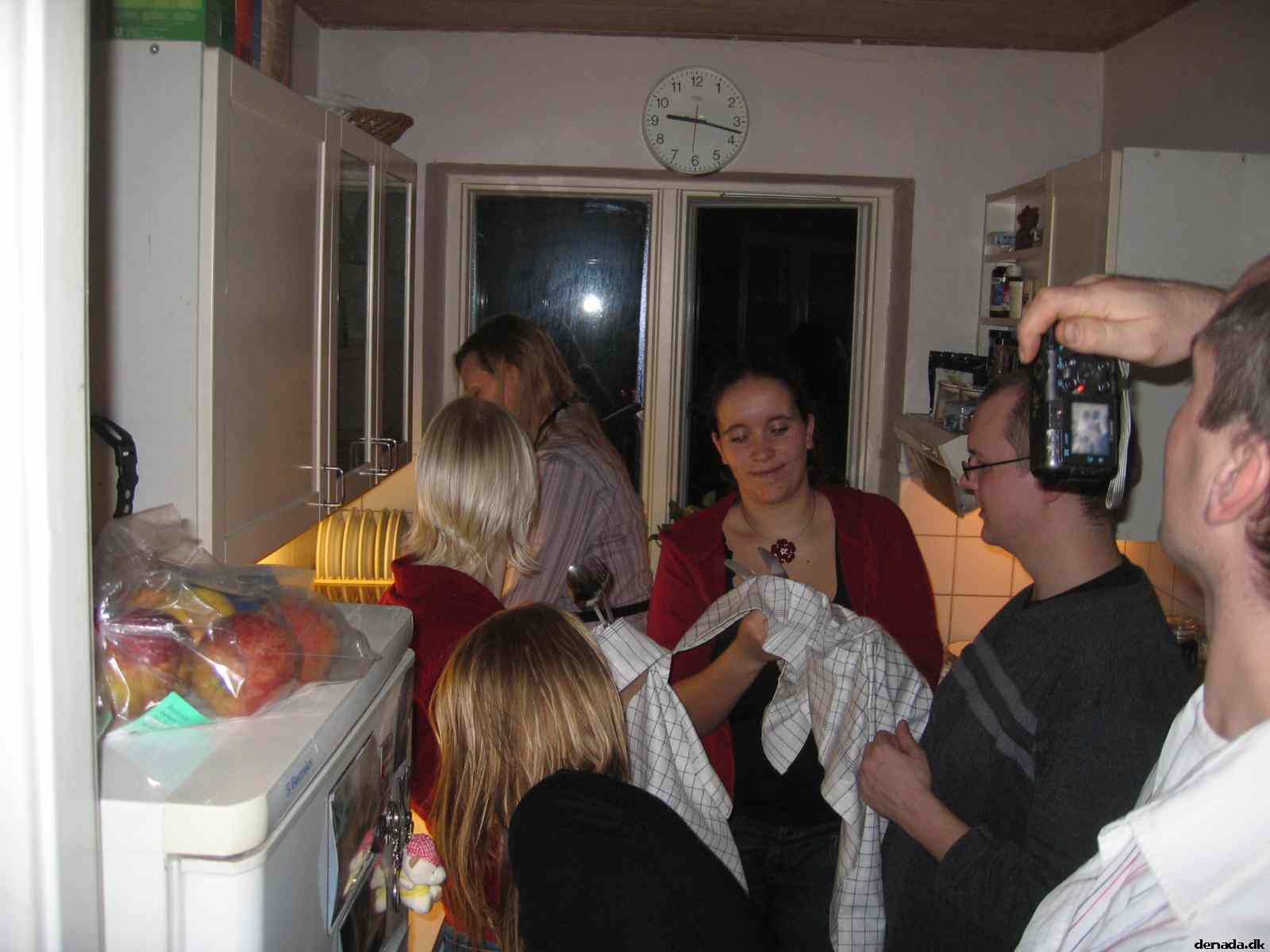 * Image 32