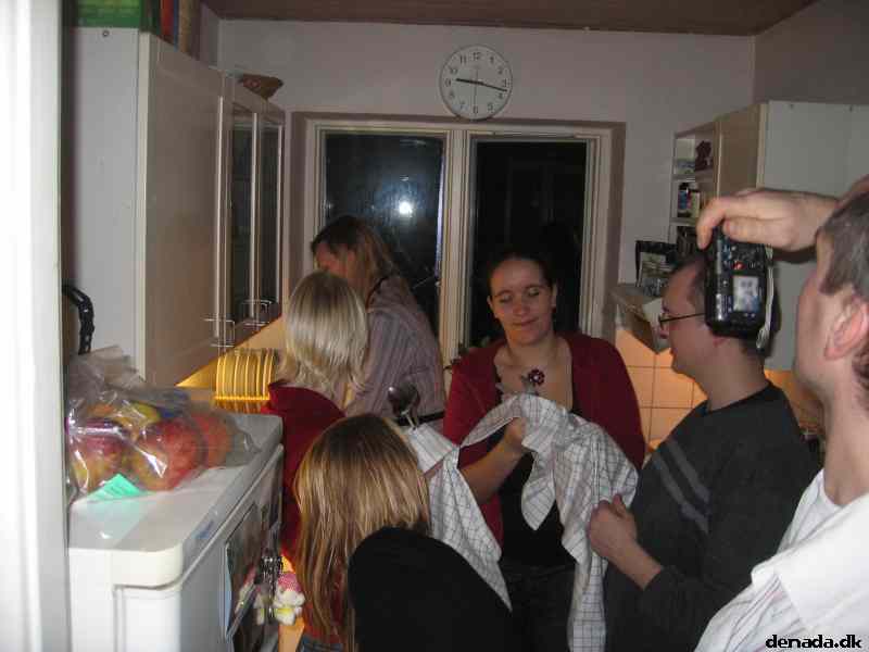 * Image 32