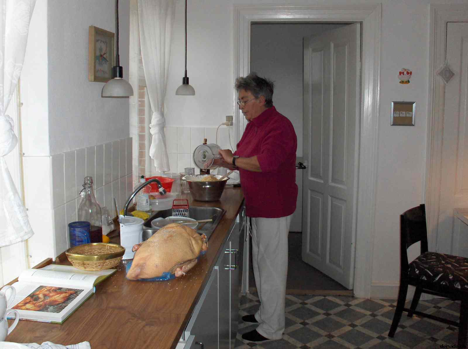 * Image 21