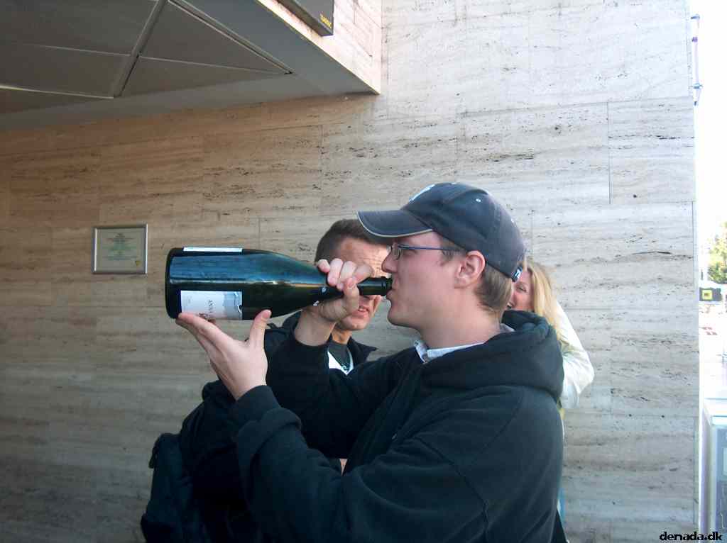 * Image 23