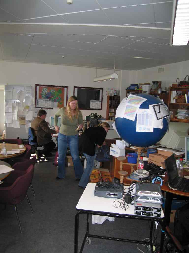 * Image 25