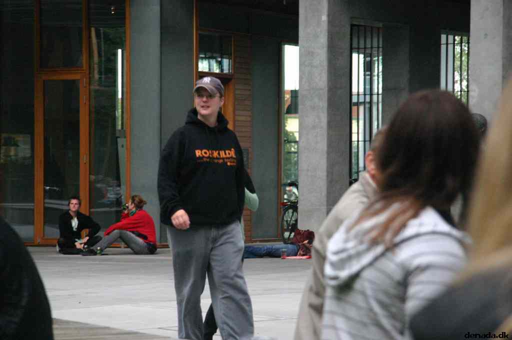 * Image 104