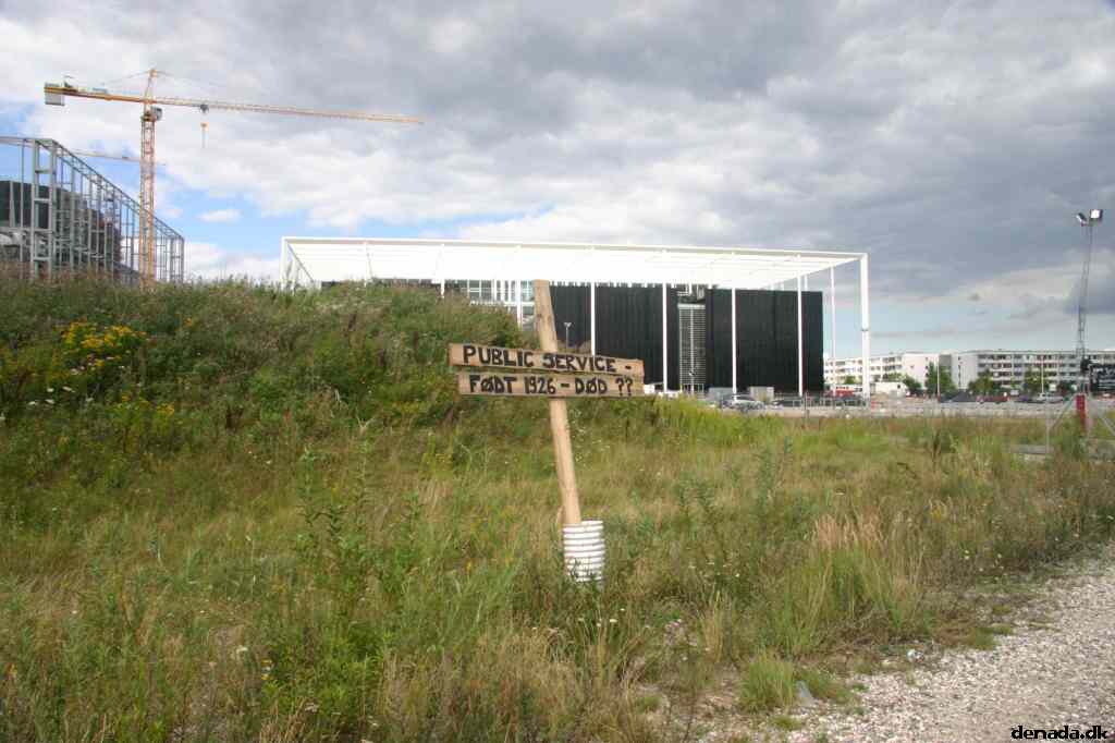 * Image 9