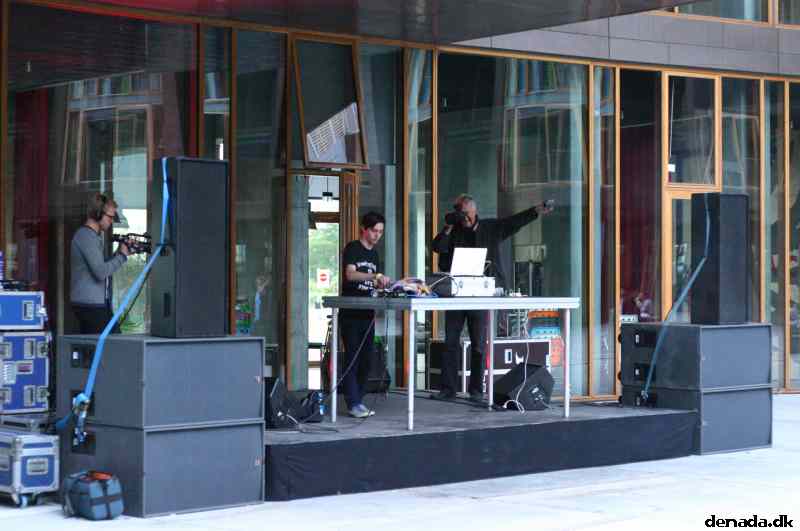 * Image 125