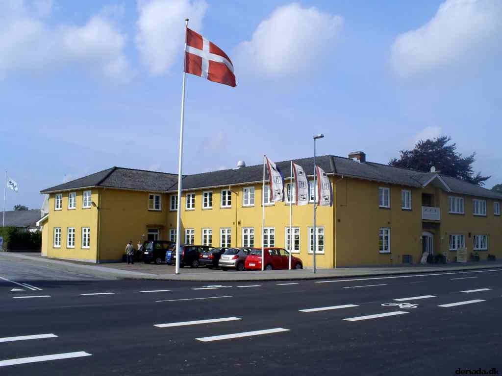* Image 31