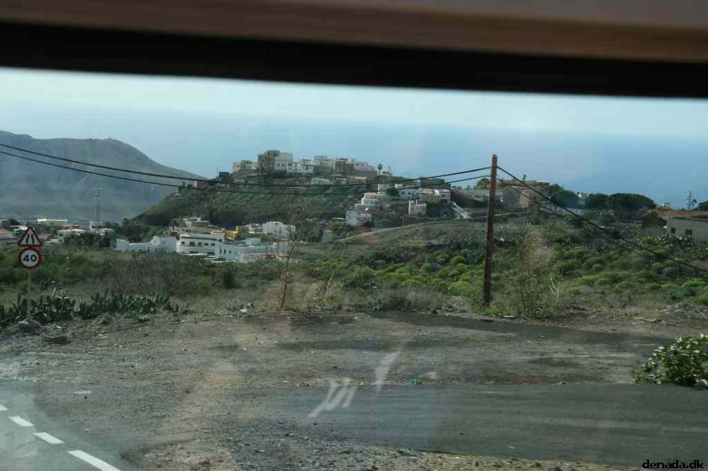 * Image 438