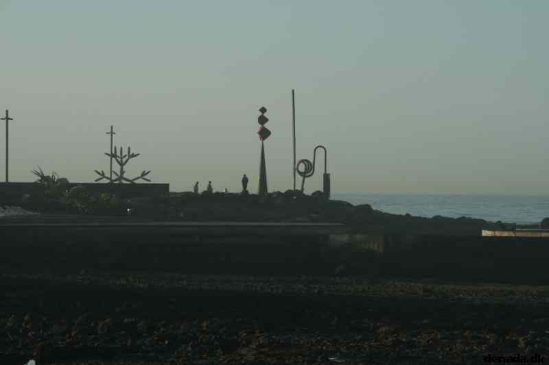 * Image 410