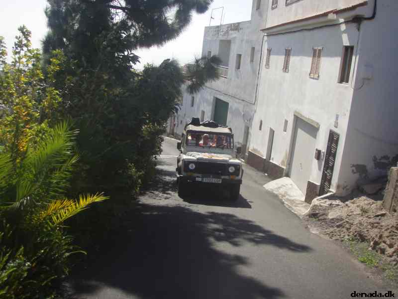 * Image 32