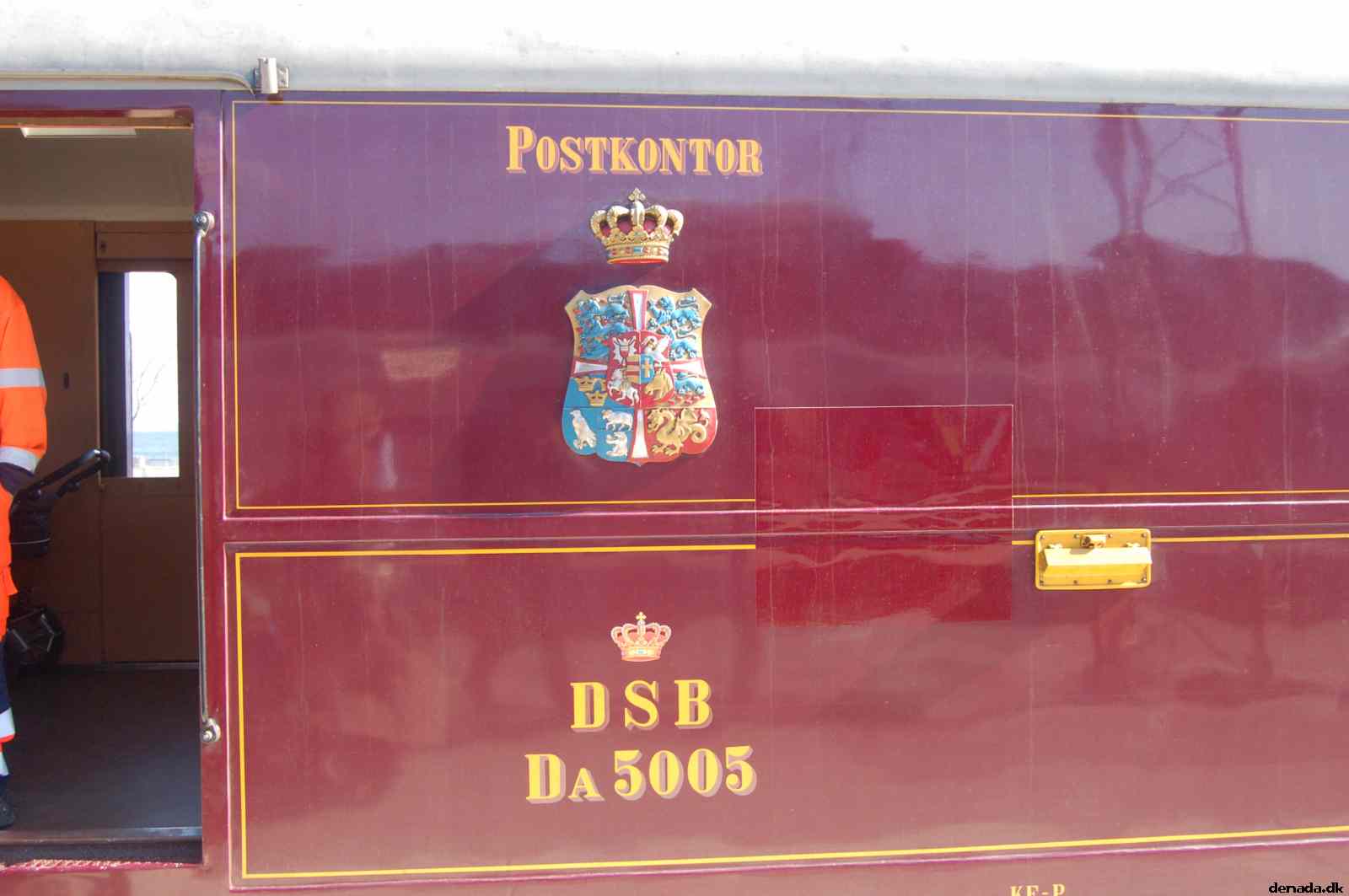 * Image 205
