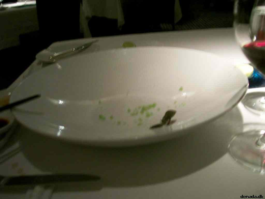 * Image 32