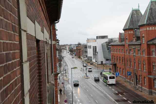 * Image 9