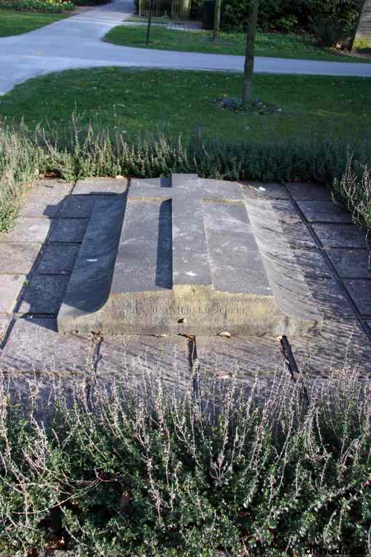 * Image 112