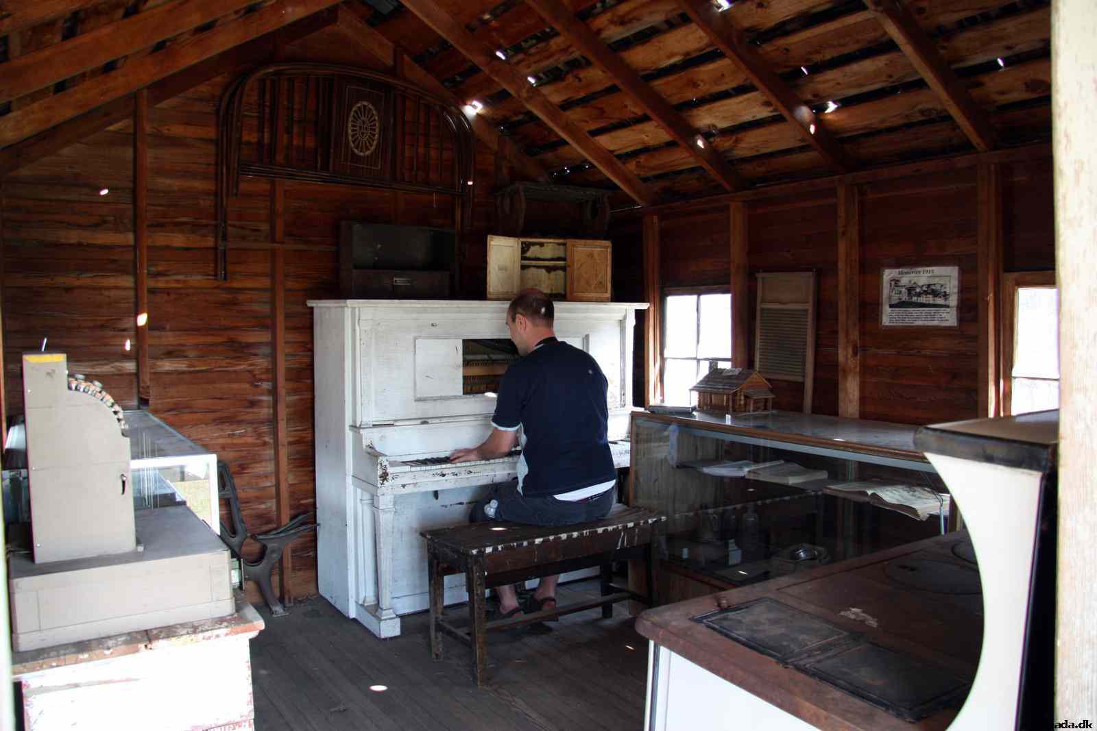 * Image 125