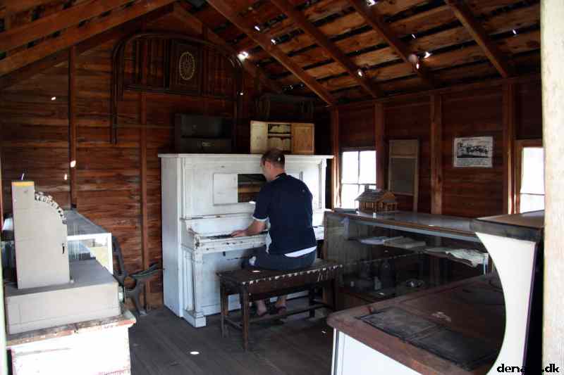 * Image 125