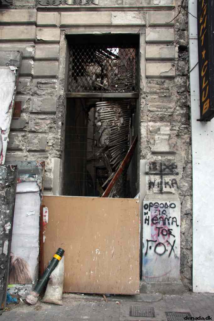 * Image 25