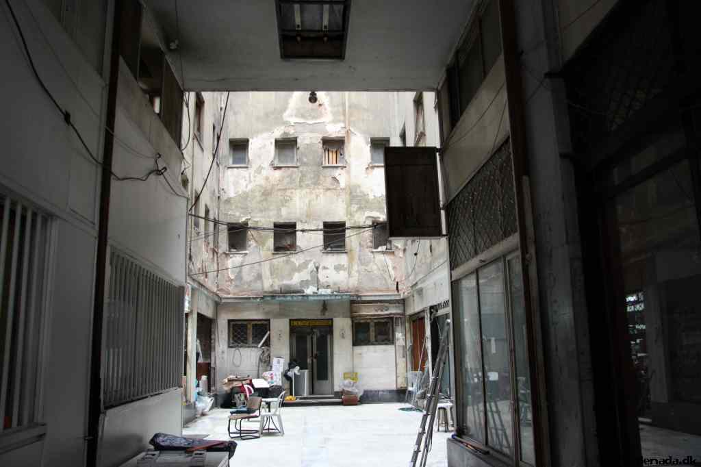 * Image 10
