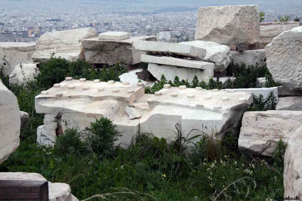 * Image 103