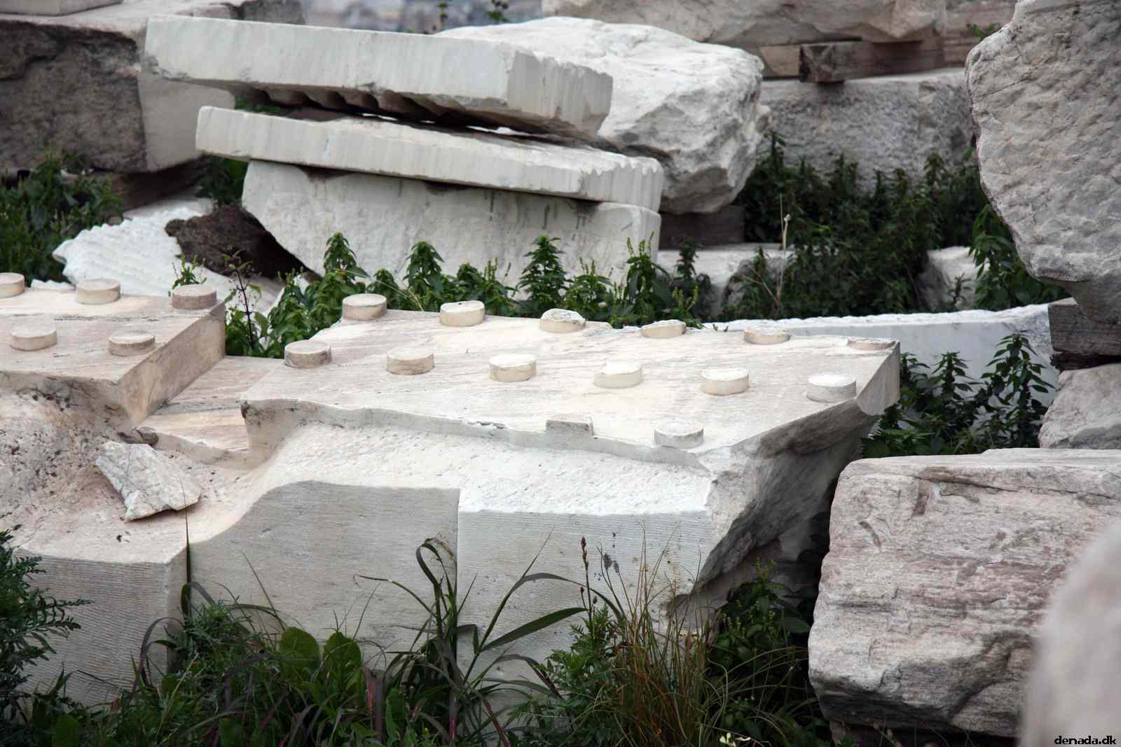 * Image 104