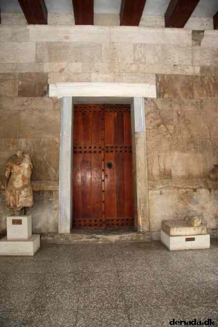 * Image 205