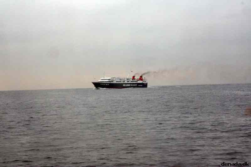 * Image 32